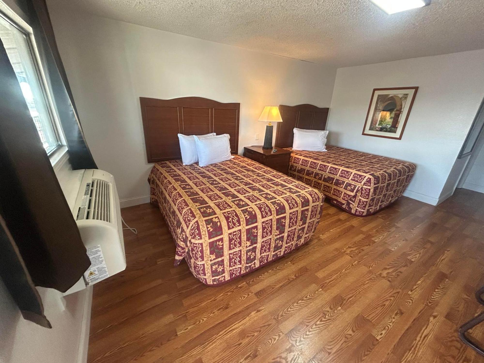 Quest Inn Уэтерфорд Экстерьер фото